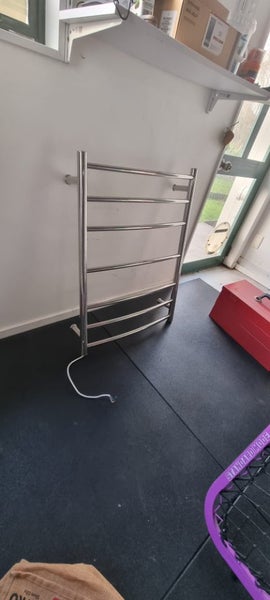 Bathroom Heated rail Carousel 1