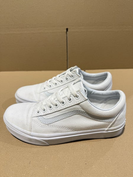 Vans Old-Skool - White (Men’s 7 - Women’s 8.5-9) Carousel 1