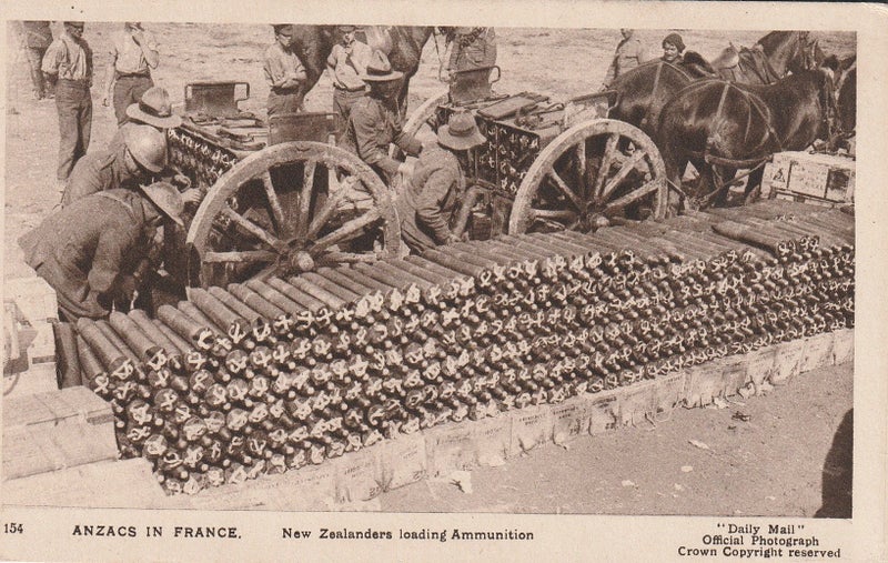 ANZACS IN FRANCE NEW ZEALANDERS LOADING AMMUNITION POSTCARD - 1/2 PRICE SALE Carousel 1