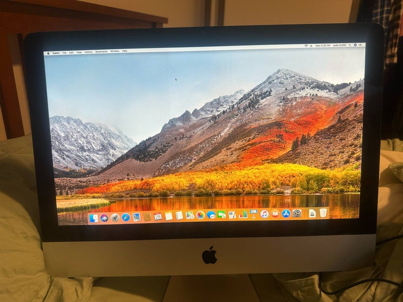 iMac (21.5 Inch, Mid-2011) Carousel 2