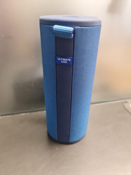 Logitech UE Boom 3 Speaker Carousel 2