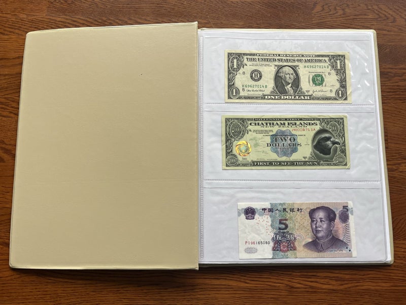 Banknote Album - Including Notes Carousel 2