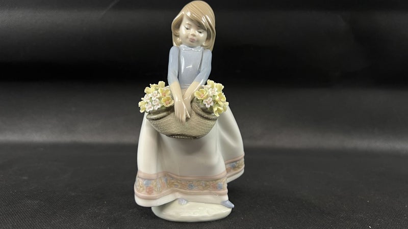 Vintage Lladro "May Flowers" Girl with Double Basket Figurine #5467 - Lot W178 Carousel 1