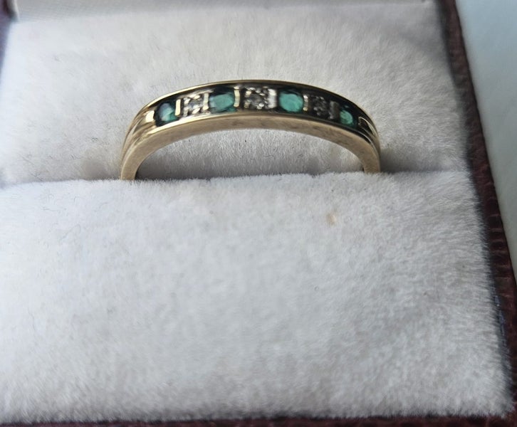 Emerald and diamond ring vintage Carousel 1