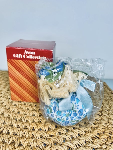 Avon Floral Bouquet sachet vintage blue MOTHER’S DAY Carousel 1