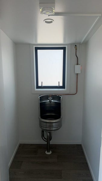 Keg Urinals Carousel 4