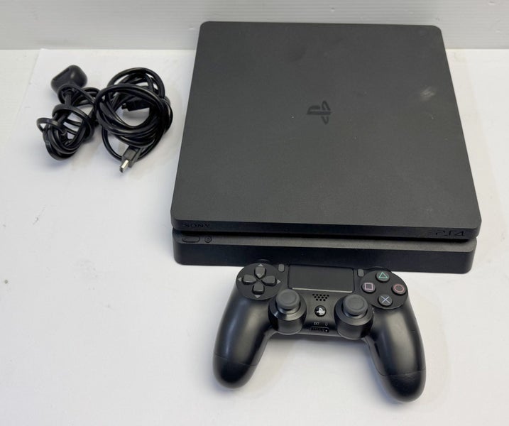 1TB PS4 Console Carousel 1