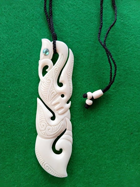 Bone Carving - Large Manaia Pendant in Giftbox Carousel 2