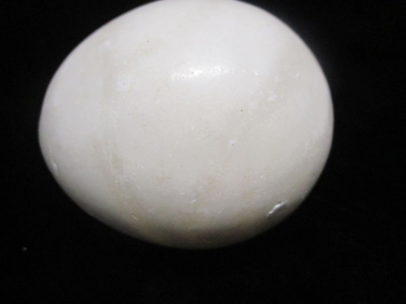 SR EG - 5857 - Great Old Stone Egg - Marble / Onyx Stone Type - Carousel 1