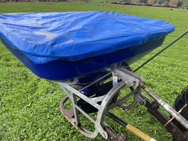 Walco 6.75 Linkage SPreader Carousel 1