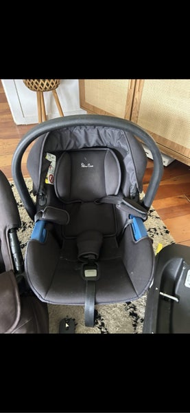 Push chair capsule isofix base cot Carousel 2