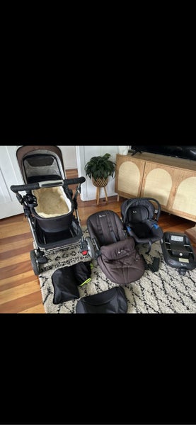 Push chair capsule isofix base cot Carousel 1