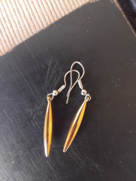 9 carot gold round drop earrings. Carousel 2