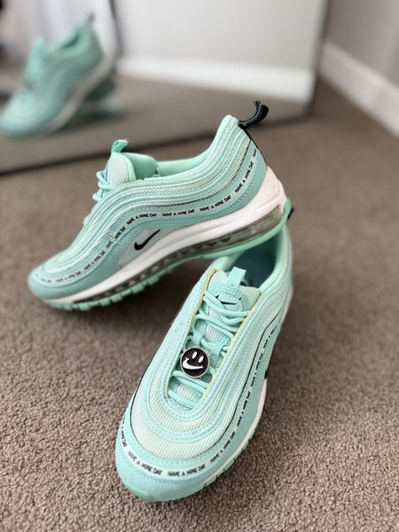 Nike AirMax 97 Carousel 1
