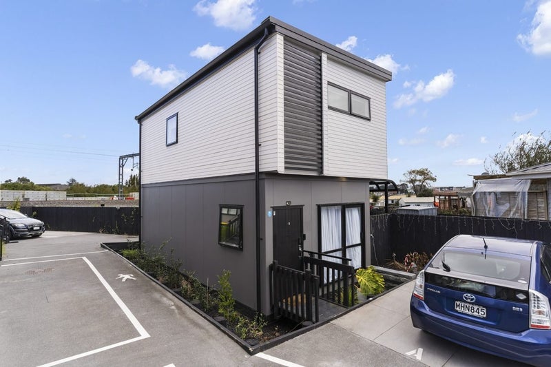 Image 1 of 15
