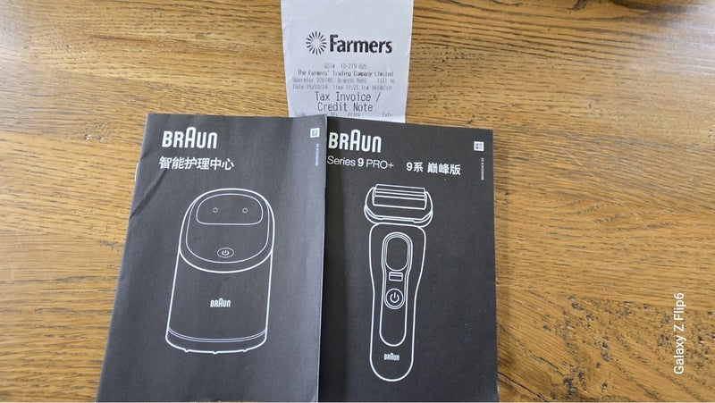 Braun S9 Pro+ wet/dry shaver Carousel 12
