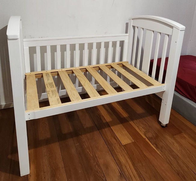 Genesis Manhattan Pine Cot and Slumber Luxury Mattress Carousel 1