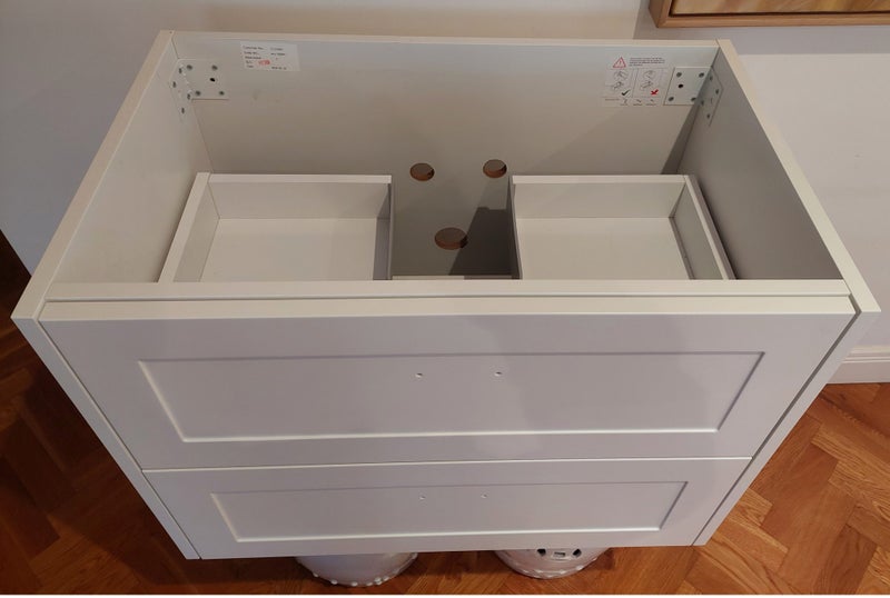 vanity unit and basin top Carousel 7