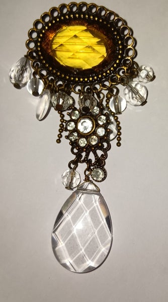 VICTORIAN MOURNING BROOCH Carousel 1