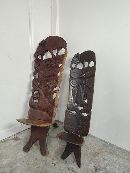 Pair of Hand-Carved Makonde Palaver Chairs Carousel 1