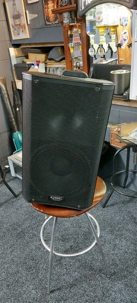 QSE K- Series Speaker Carousel 5