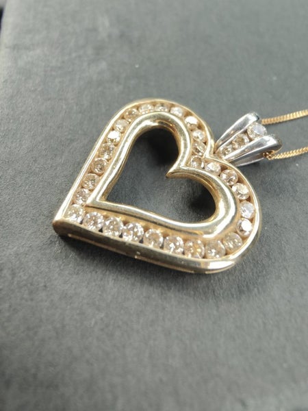 Gorgeous 10ct gold and diamond heart pendant Carousel 2