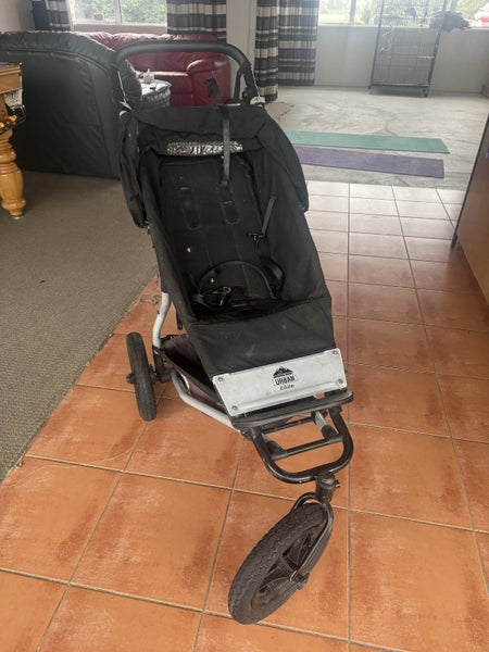 Mountain buggy urban elite Carousel 1