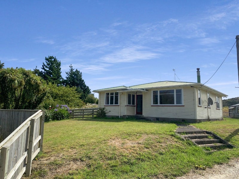 Image 1 of 7