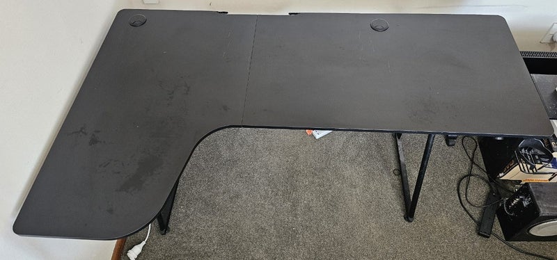 Gorilla Gaming Computer Desk Carousel 1