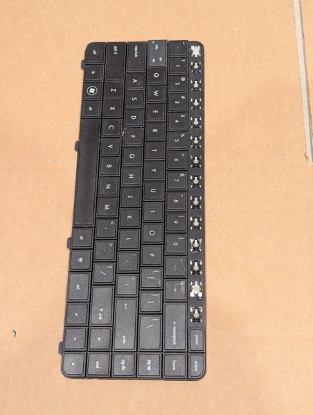 Keyboard Lot 8 – 6x Assorted Laptop Keyboards (Parts Only, $1 Reserve) Carousel 1