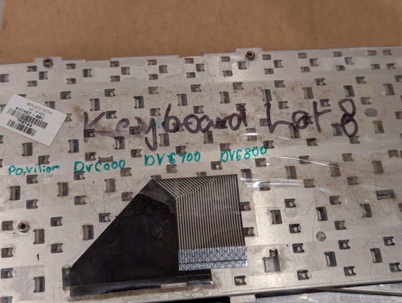 Keyboard Lot 8 – 6x Assorted Laptop Keyboards (Parts Only, $1 Reserve) Carousel 15