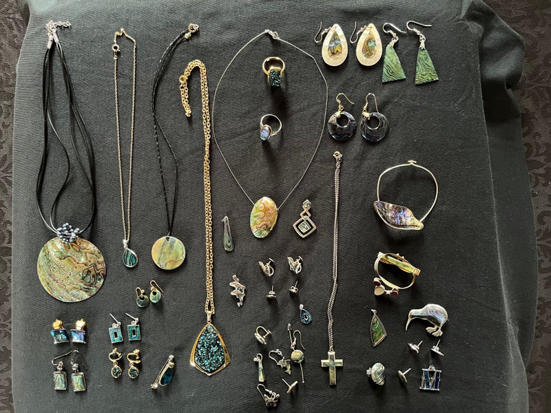 Collection of Paua Jewellery Carousel 1