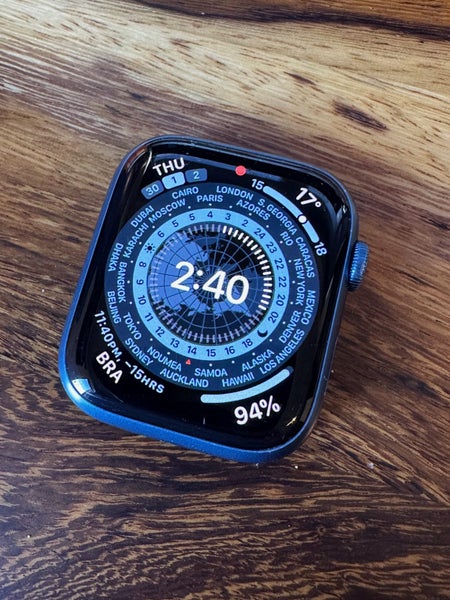 Apple Watch Series 7 (GPS) - 45mm Blue Aluminium - SUPER COMBO Carousel 2