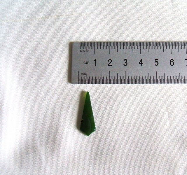 JEWELLERS ESTATE MUSEUM QUALITY ESTATE KAHURANGI SPEAR OR KITE SHAPE CABOCHON Carousel 2