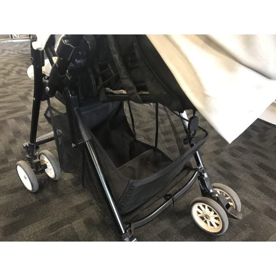 INFANTASY Stroller / Pram / Push chair in Excellent condition Carousel 2