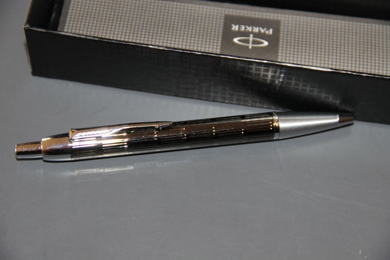 Parker IM Premium Boxed As New Ballpoint Pen Carousel 2