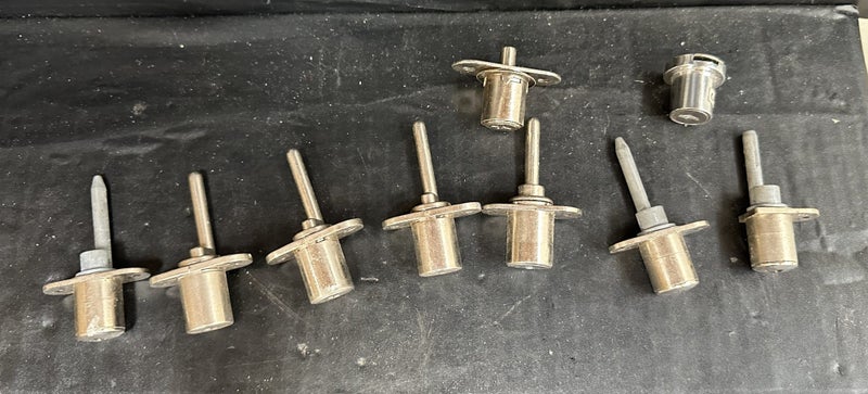 Bulk Lot Locks for Mobile Drawers / Filing Cabinets #9 - $1 Res (Aisle 14 - Z) Carousel 2