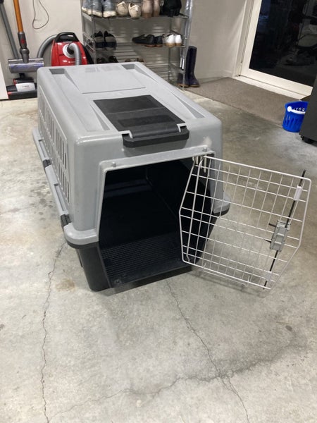 Large Travel Crate Carousel 1