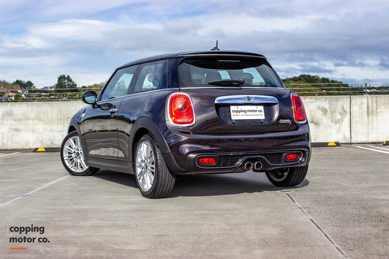 2015 MINI Cooper S 6SPD Manual62863271147393111