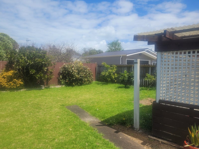 Mangere Bridge, 3 bedrooms64232887665666113