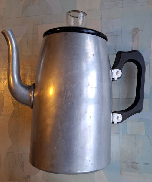Made in New Zealand - Navy blue lidded Hyglo coffee percolator circa 1960 Carousel 1