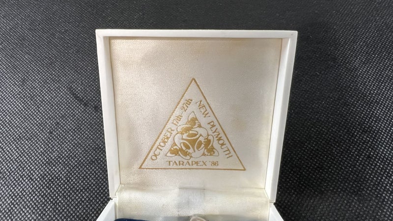 1986 New Zealand Tarapex New Plymouth Silver Exhibition Medal - Lot E288 Carousel 5