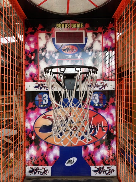 2x Space Jam Arcade’s Carousel 2