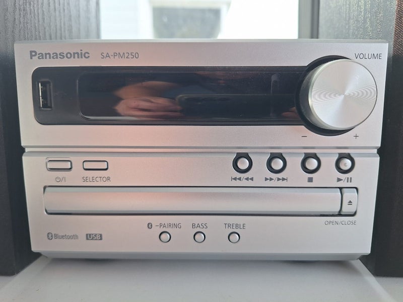 Mini Stereo Carousel 2