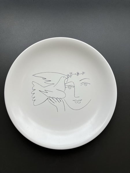 Picasso plate 1960s Carousel 2