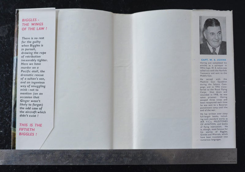 Biggles Presses On 1958 1st edition WE Johns in dustjacket Carousel 2