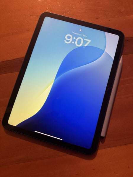 iPad 10th Gen - Blue Carousel 1