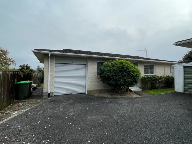 Image 1 of 20