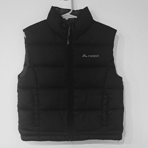 Macpac, Size 4 Carousel 1