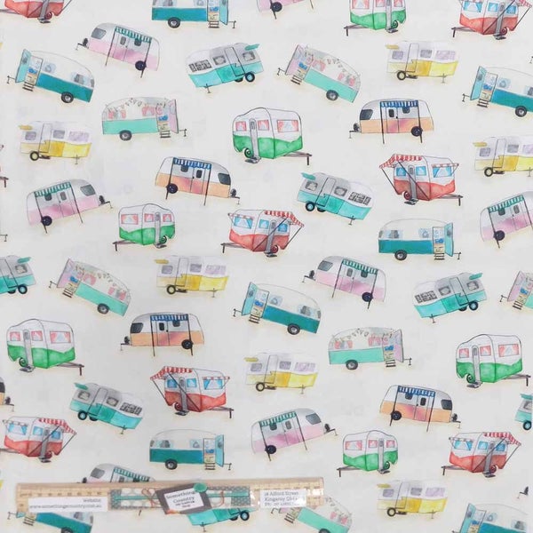 Quilting Patchwork Sewing Fabric Happy Campers Caravans 50x55cm FQ Carousel 1